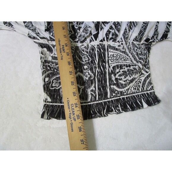 Simply Irresistible Womens Boho Blouse Size Medium Black White Smocked Waist - Picture 9 of 10